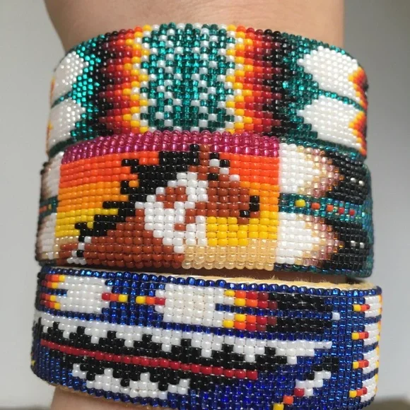 Native American Artist Beaded Bracelet BLUE Print - Picture 4 of 8